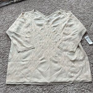 Chico’s vneck shirt